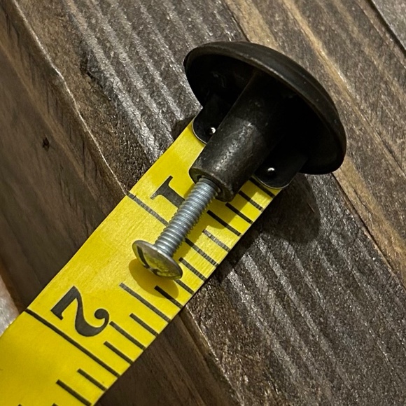 Knob set of 5 w/Hardware - Picture 4 of 4